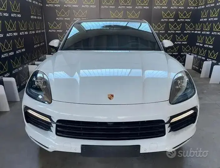 Porsche Cayenne 2019 photo 2