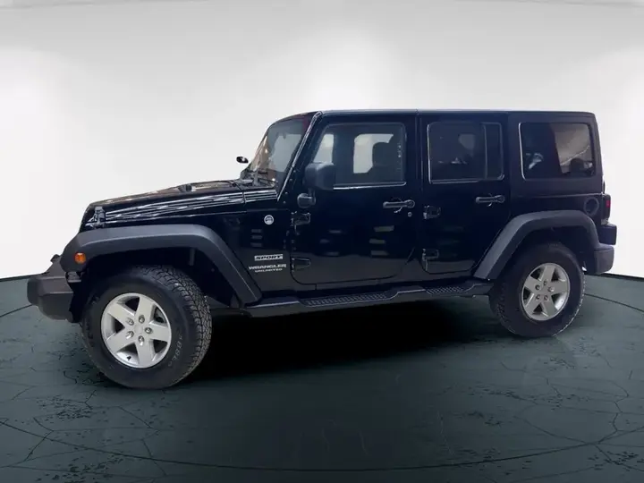 Jeep Wrangler Unlimited 2015 photo 2