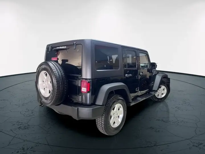 Jeep Wrangler Unlimited 2015 photo 3