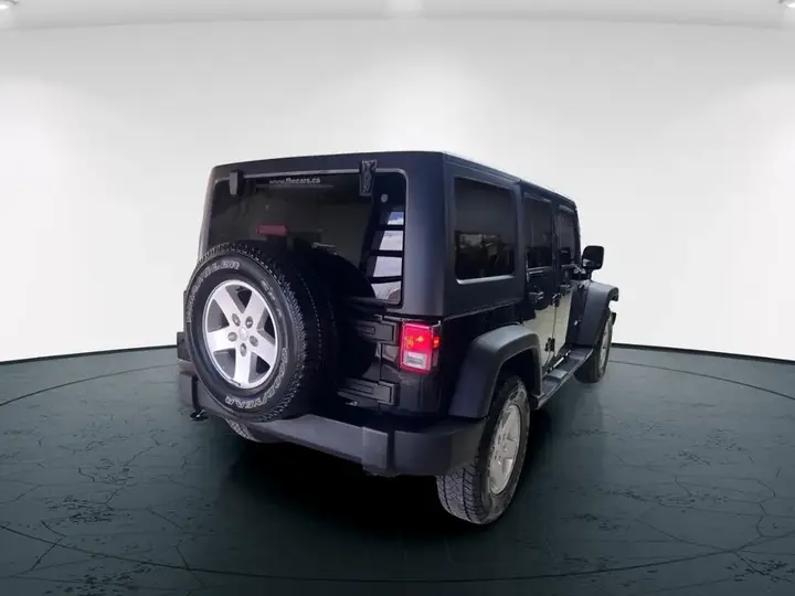 Jeep Wrangler Unlimited 2015 photo 4