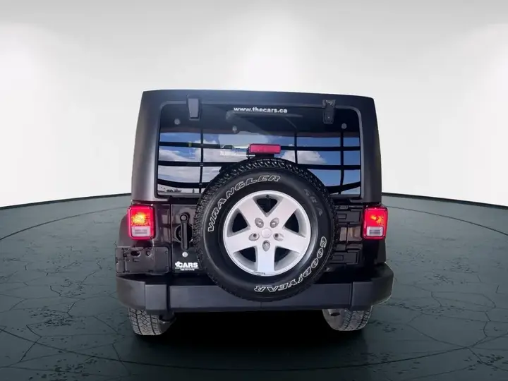 Jeep Wrangler Unlimited 2015 photo 5