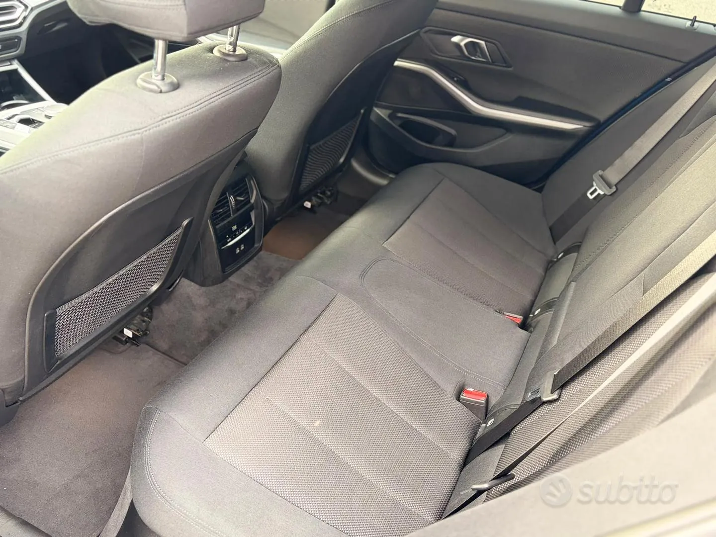 BMW 318D 2022 photo 5