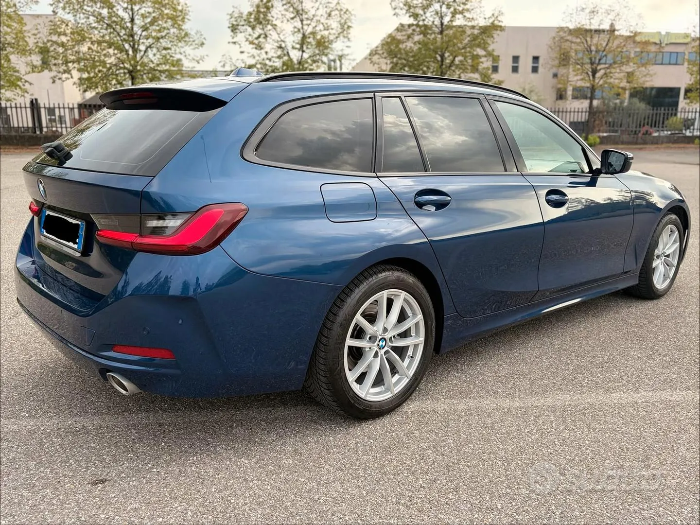 BMW 318D 2022 photo 3