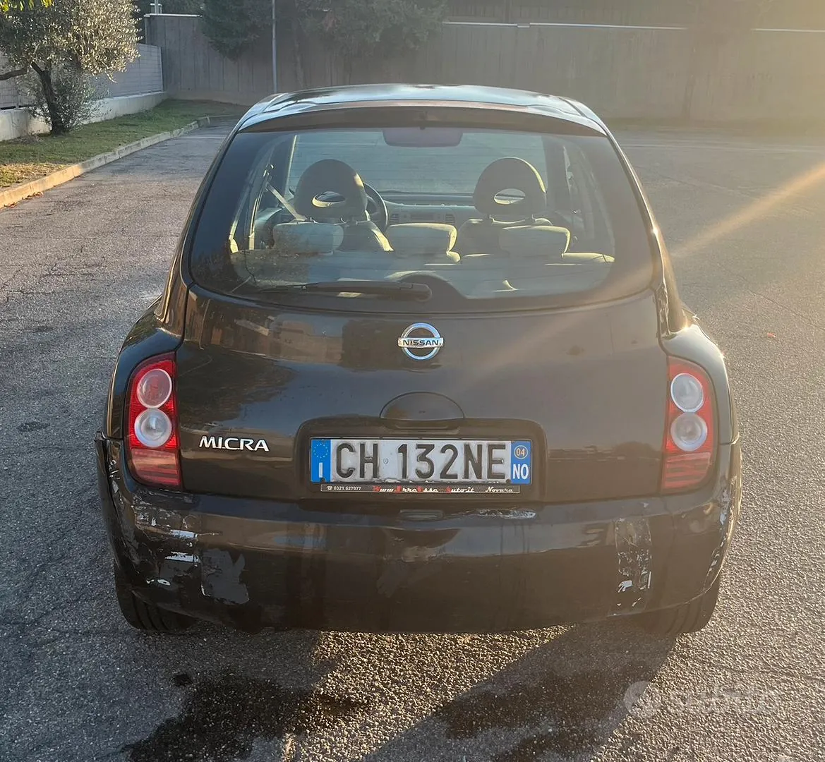 Nissan Micra 2004 photo 3