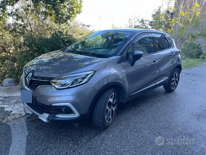 Renault Captur 2019 photo 2