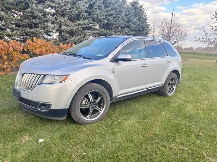 Lincoln Mkx 2011 photo 5