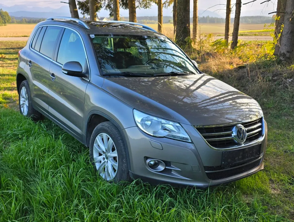 Volkswagen Tiguan 2010 photo 2
