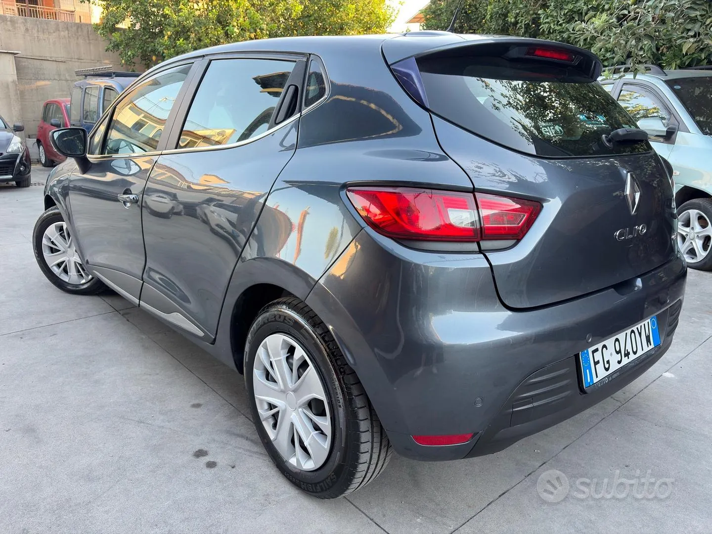 Renault Clio 2017 photo 2