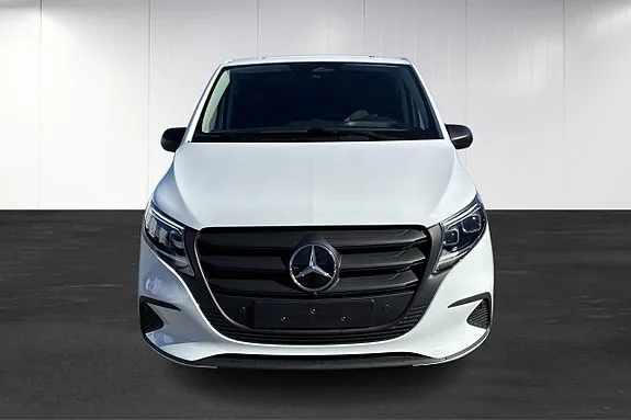 Mercedes-Benz Vito 2026 photo 5