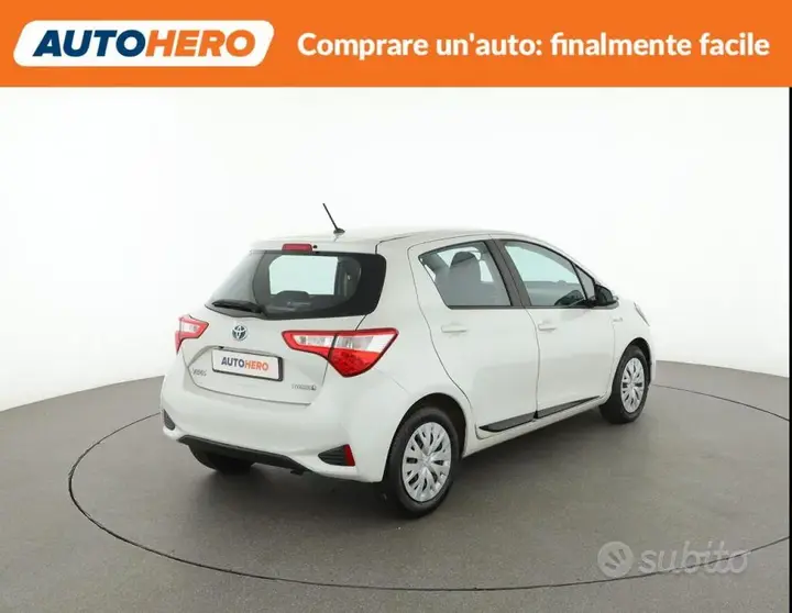Toyota Yaris 2017 photo 5