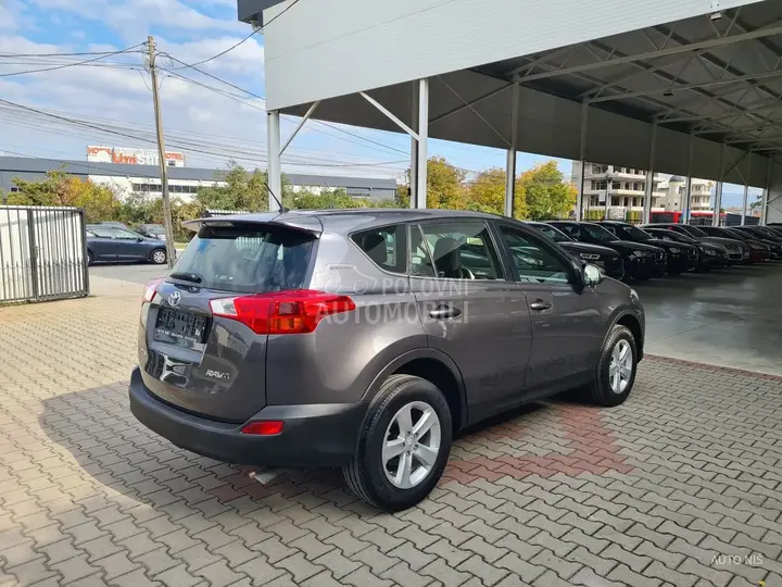 Toyota Rav4 2014 photo 3