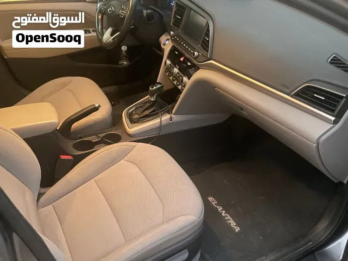 Hyundai Elantra 2020 photo 4