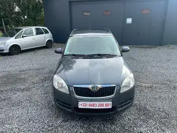 Skoda Fabia 2008 photo 3