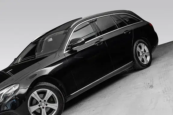 Mercedes-Benz E 220 D 2017 photo 3