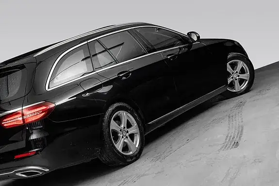 Mercedes-Benz E 220 D 2017 photo 4