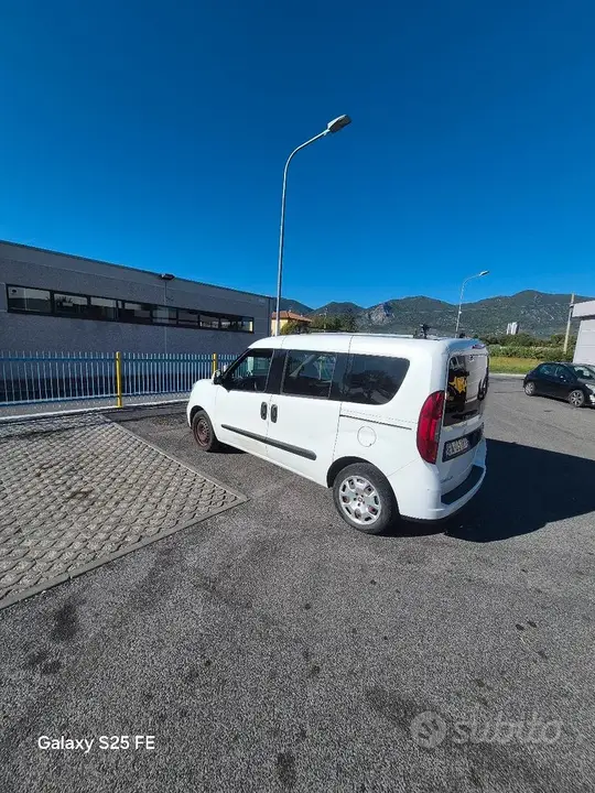 Fiat Doblò 2015 photo 3