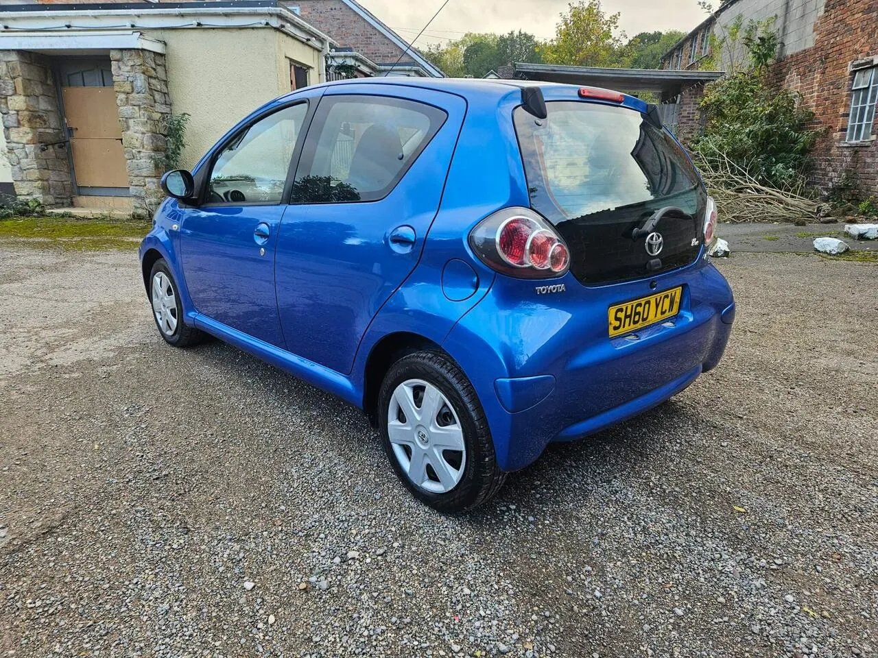 Toyota Aygo 2011 photo 3