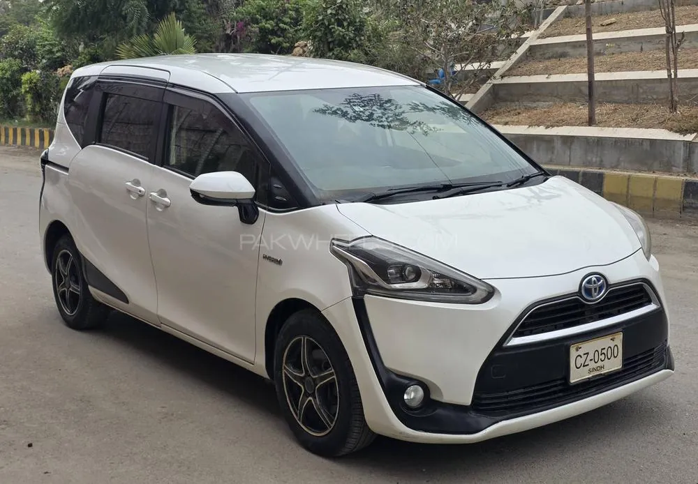 Toyota Sienta