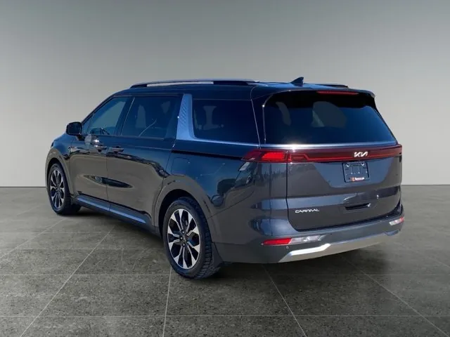 Kia Carnival 2023 photo 4