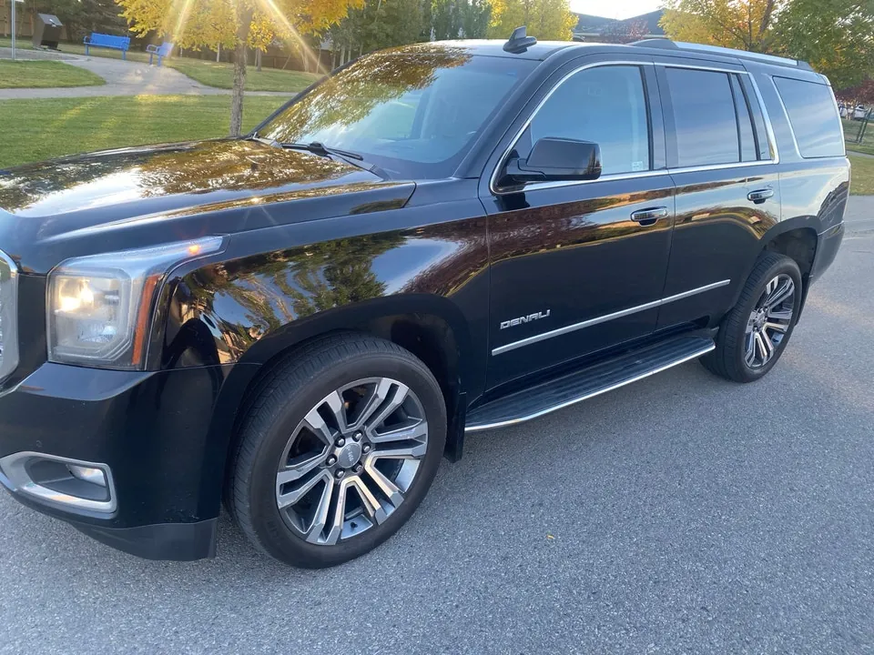 GMC Yukon 2017 photo 2