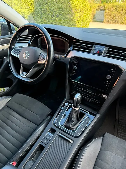 Volkswagen Passat 2022 photo 4