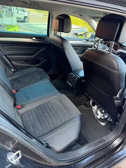 Volkswagen Passat 2022 photo 5