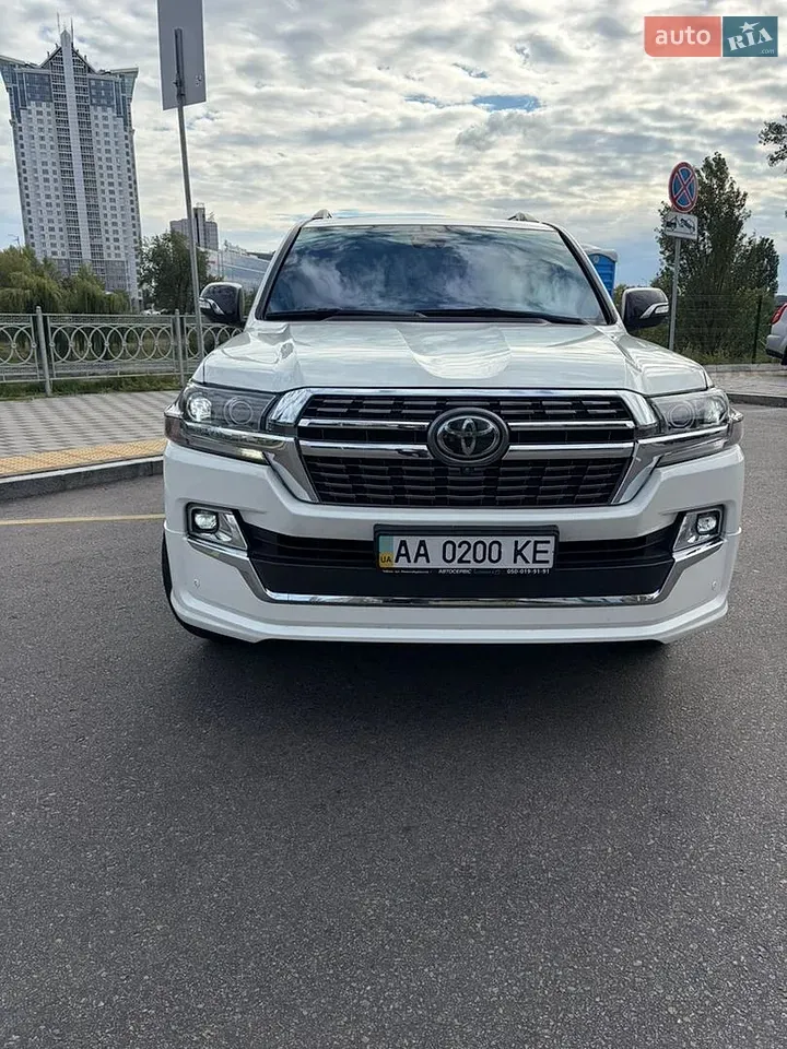 Toyota Land Cruiser 2016 photo 3
