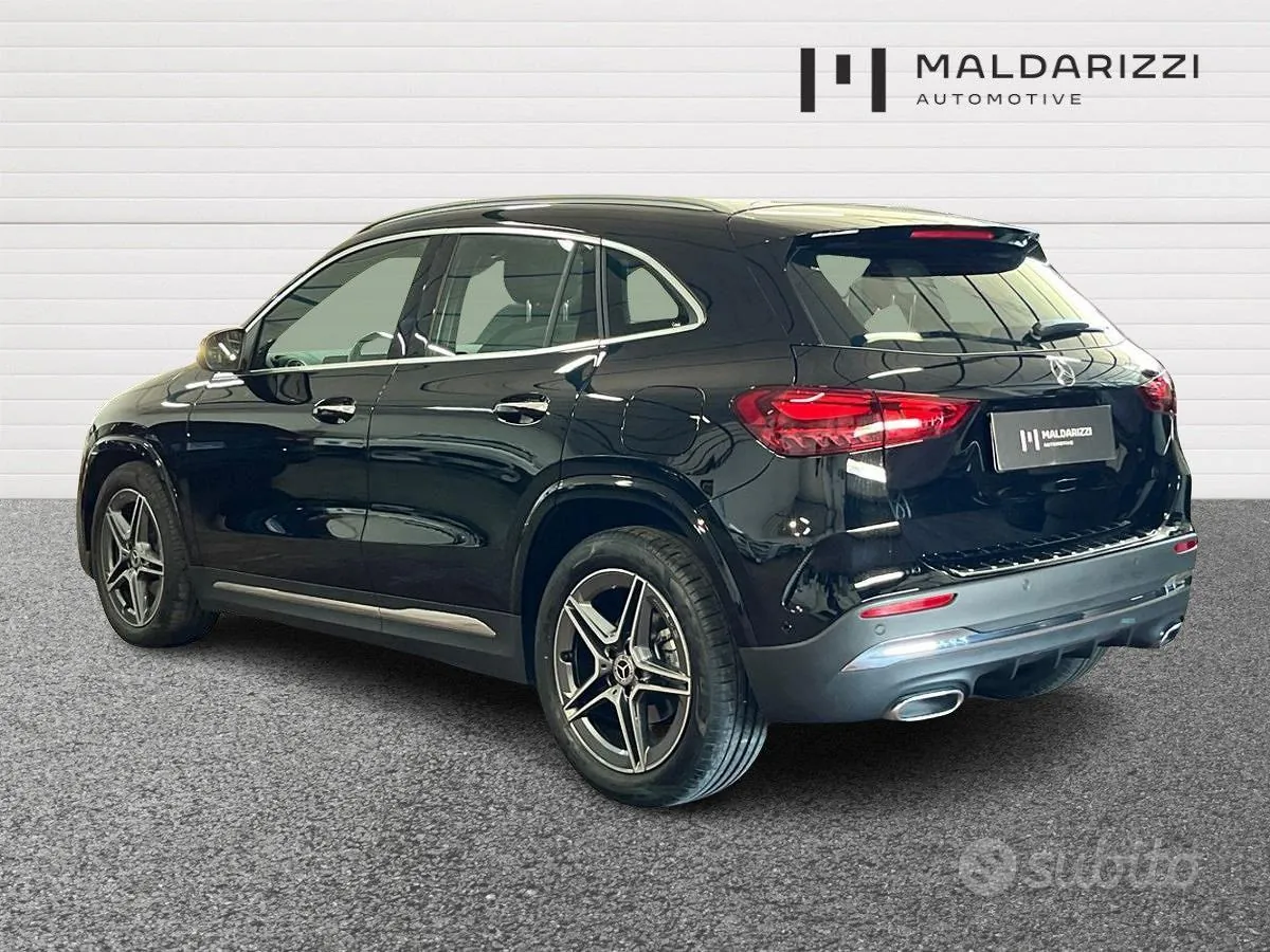 Mercedes-Benz Gla 2023 photo 4