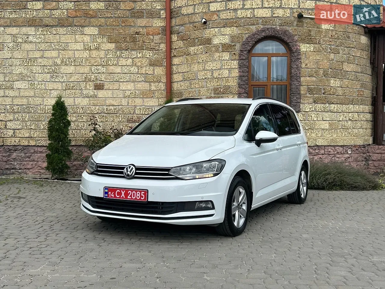 Volkswagen Touran 2020 photo 3
