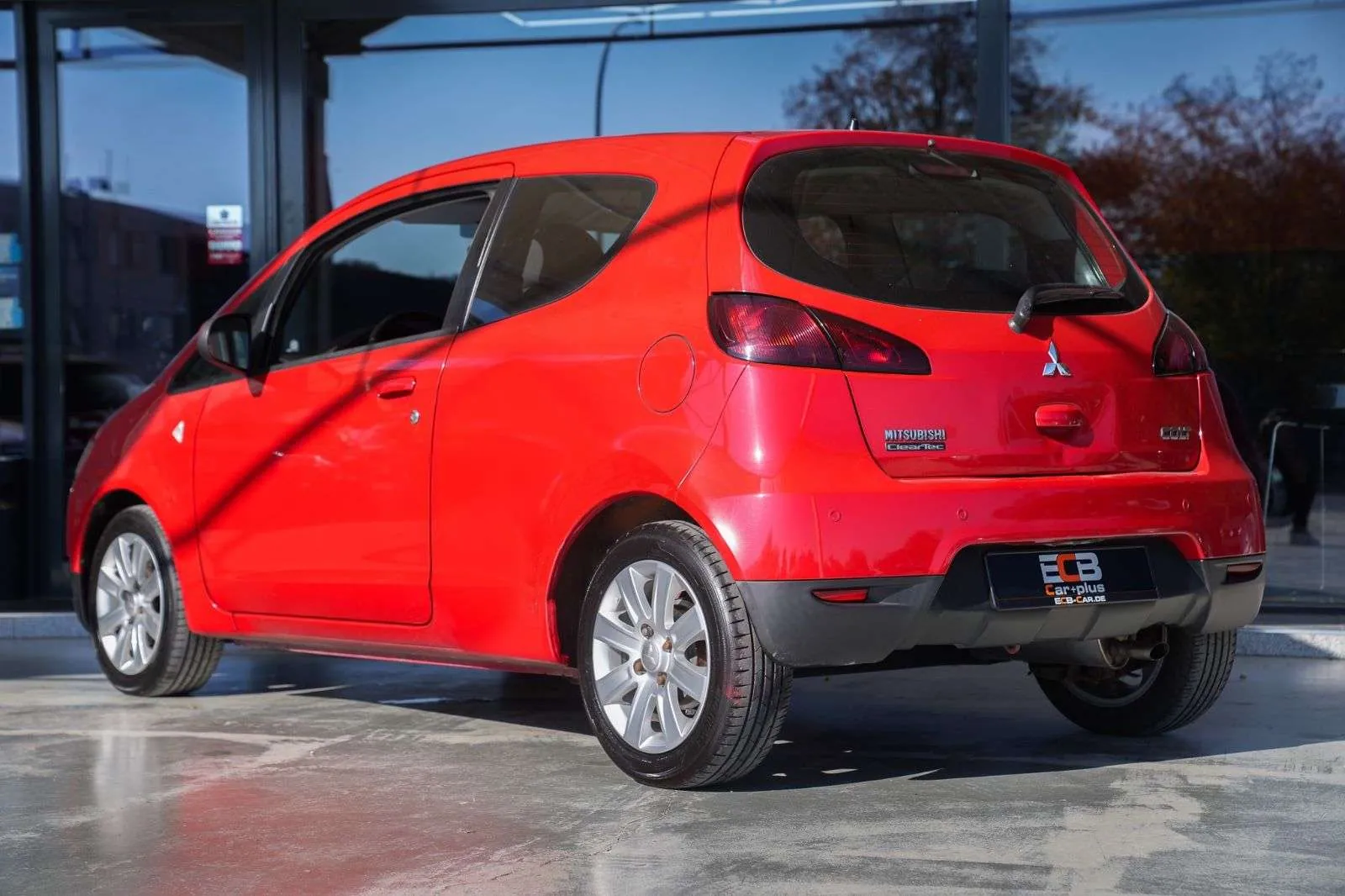 Mitsubishi Colt 2011 photo 3