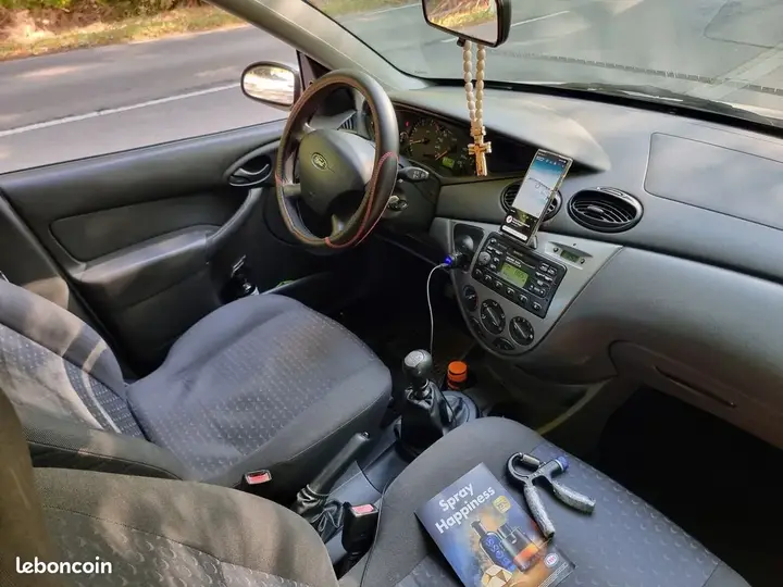 Ford Focus 2004 photo 3