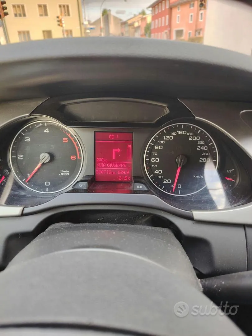 Audi A4 2009 photo 3