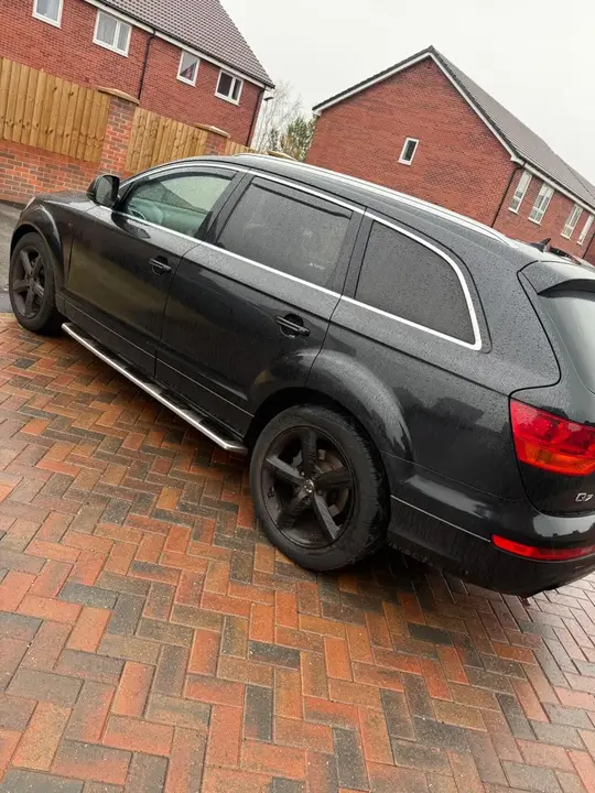 Audi Q7 2007 photo 4