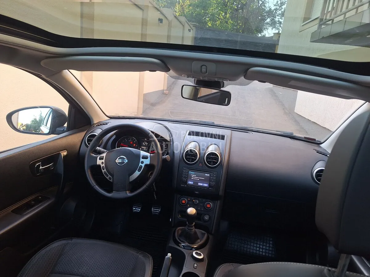 Nissan Qashqai 2013 photo 2