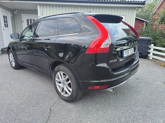 Volvo Xc60 2017 photo 5