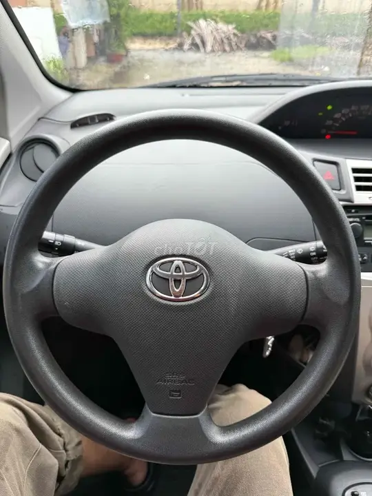 Toyota Yaris 2008 photo 4