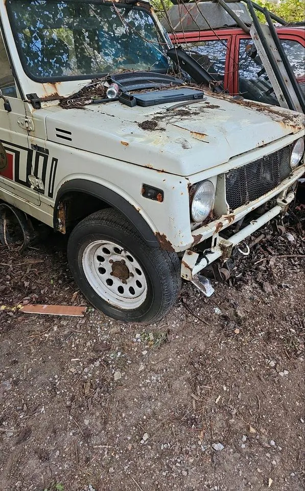 Suzuki Sj413