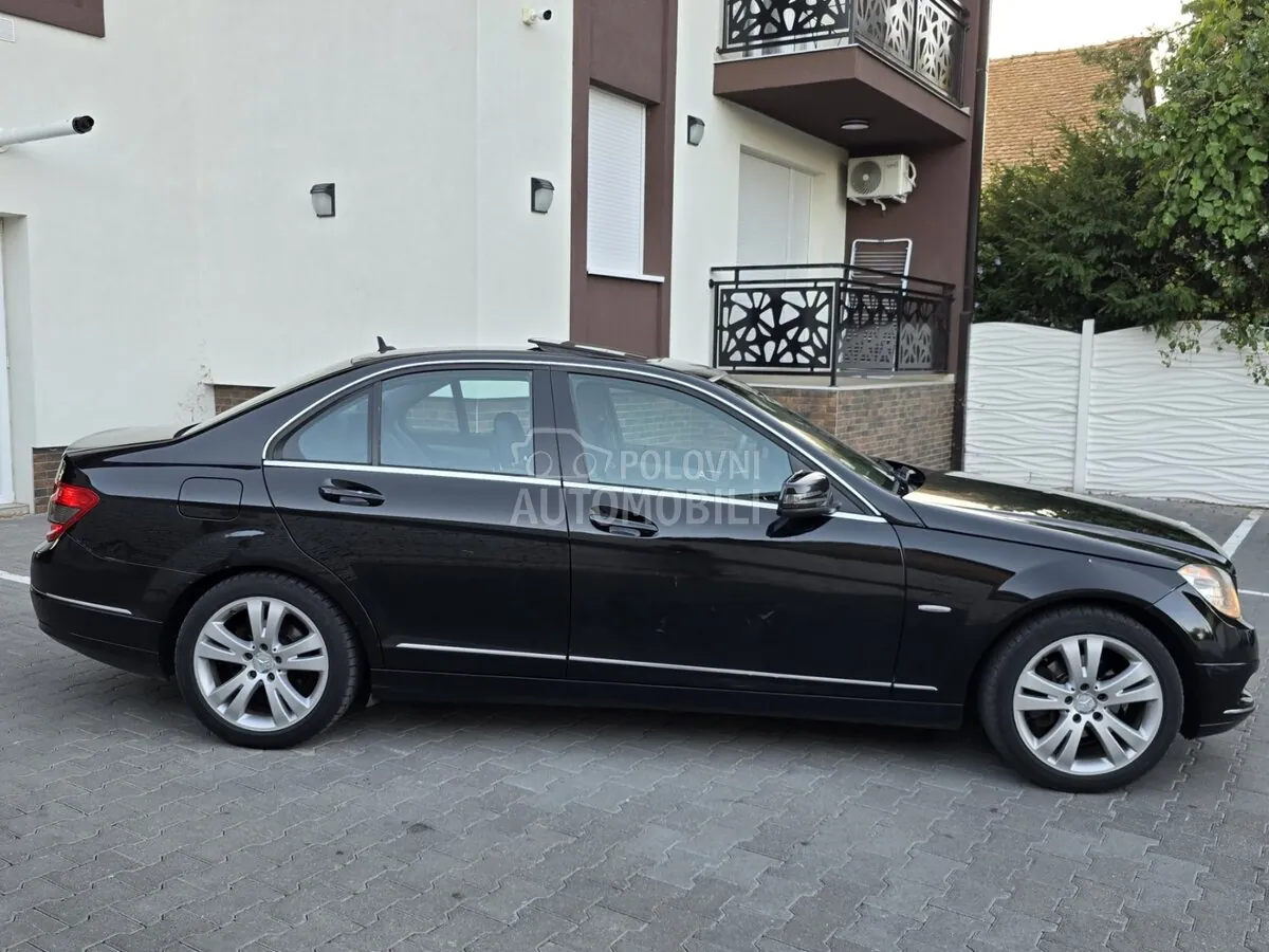 Mercedes-Benz C 200 2009 photo 4
