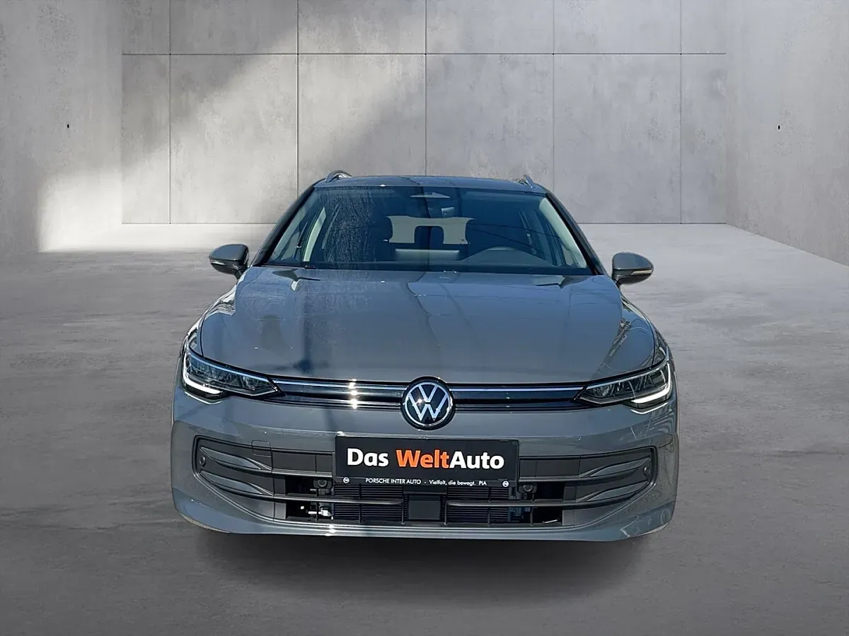 Volkswagen Golf 2026 photo 2