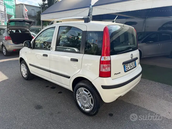 Fiat Panda 2011 photo 3