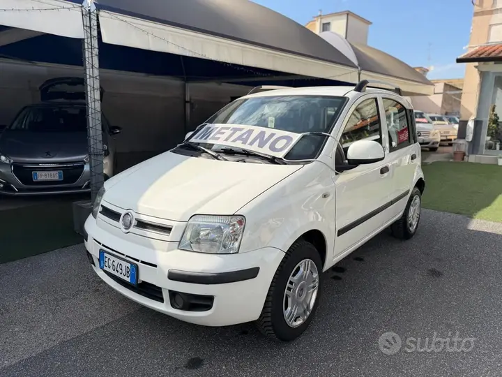 Fiat Panda 2011 photo 2