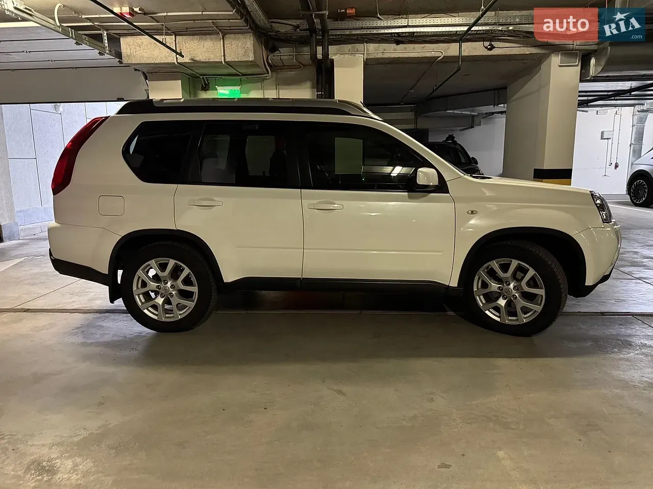 Nissan X-Trail 2011 photo 4