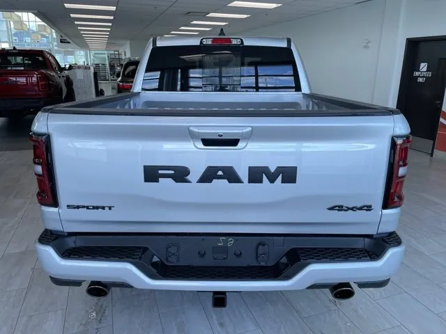 Ram 1500 Sport 2026 photo 4