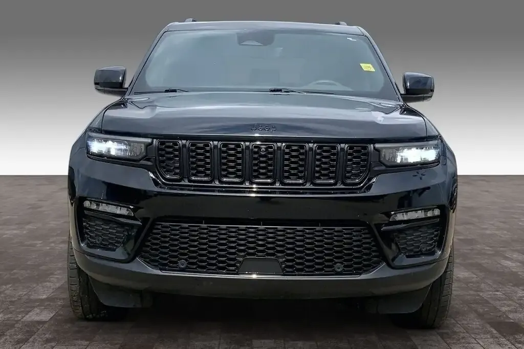 Jeep Grand Cherokee 2024 photo 3
