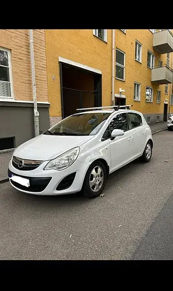 Opel Corsa 2011 photo 2