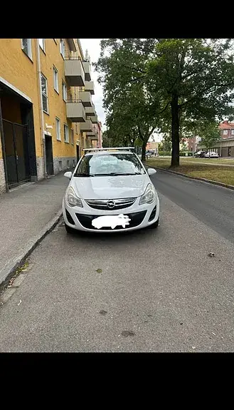 Opel Corsa 2011 photo 3