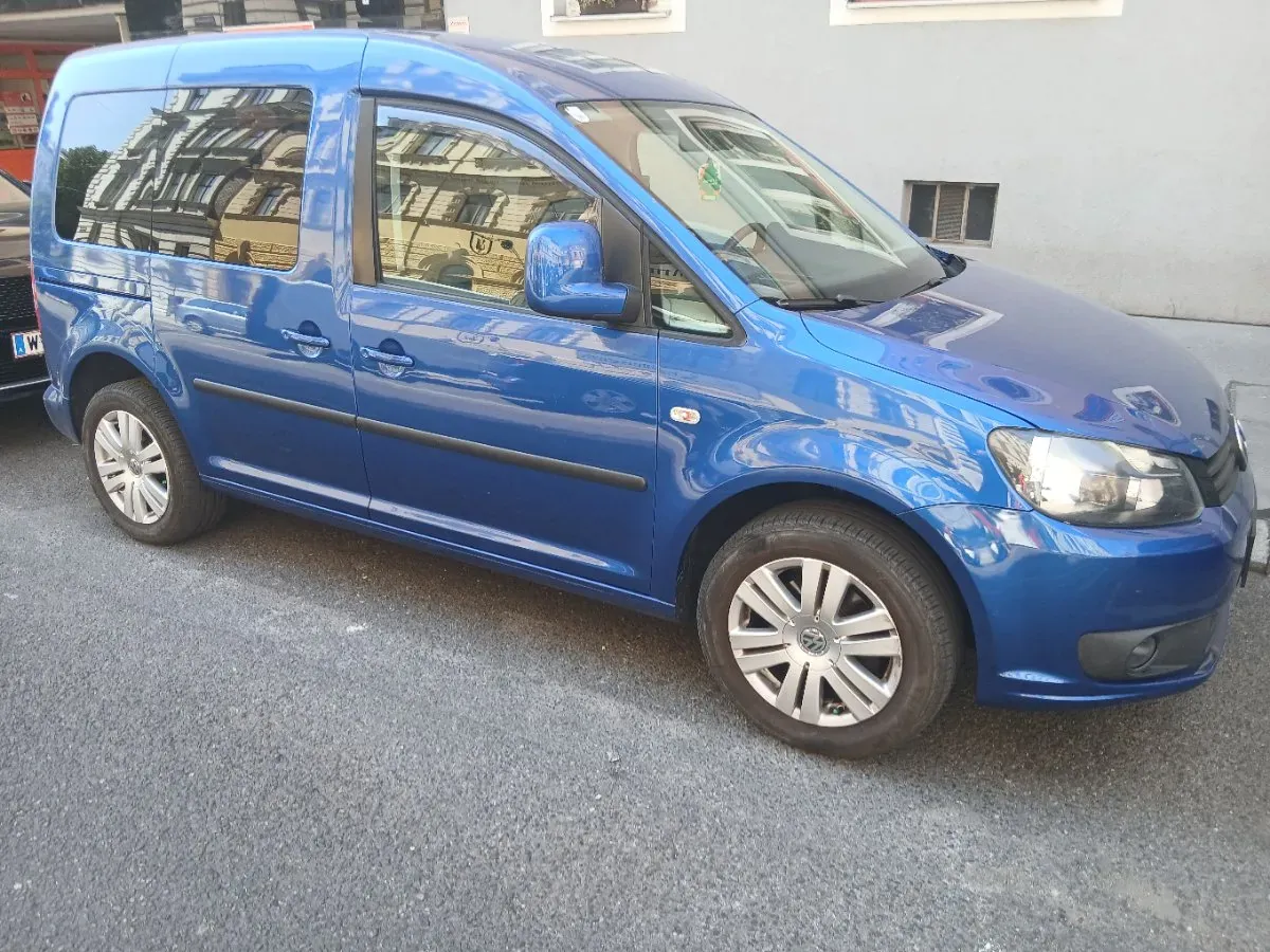 Volkswagen Caddy 2010 photo 2
