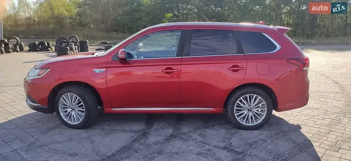 Mitsubishi Outlander 2019 photo 5