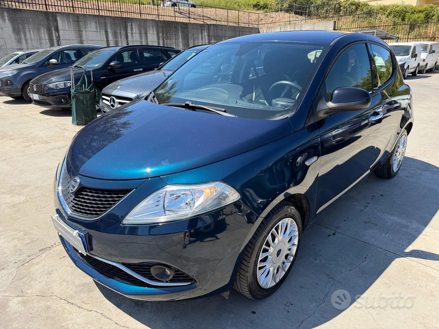 Lancia Ypsilon 2018 photo 2