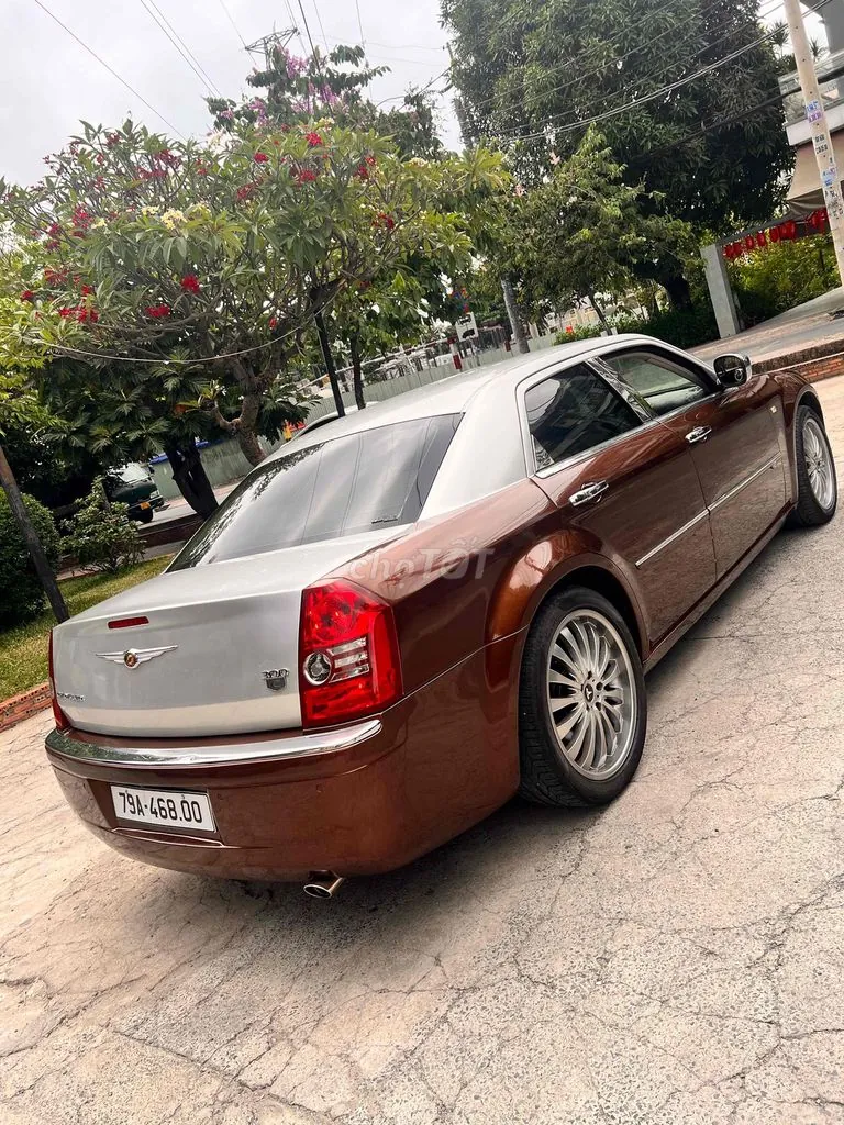 Chrysler 300C 2008 photo 3